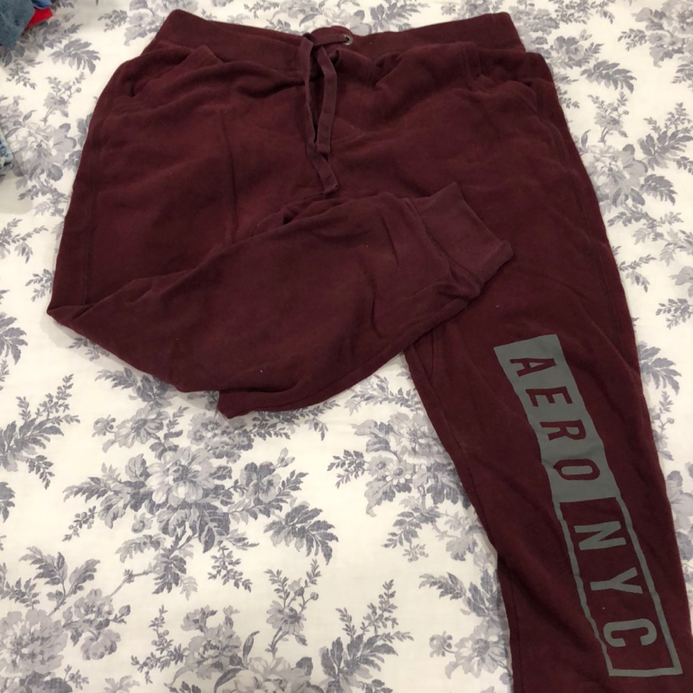 Aeropostale maroon sweats